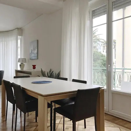 Apartment 'le Fontainebleau' *